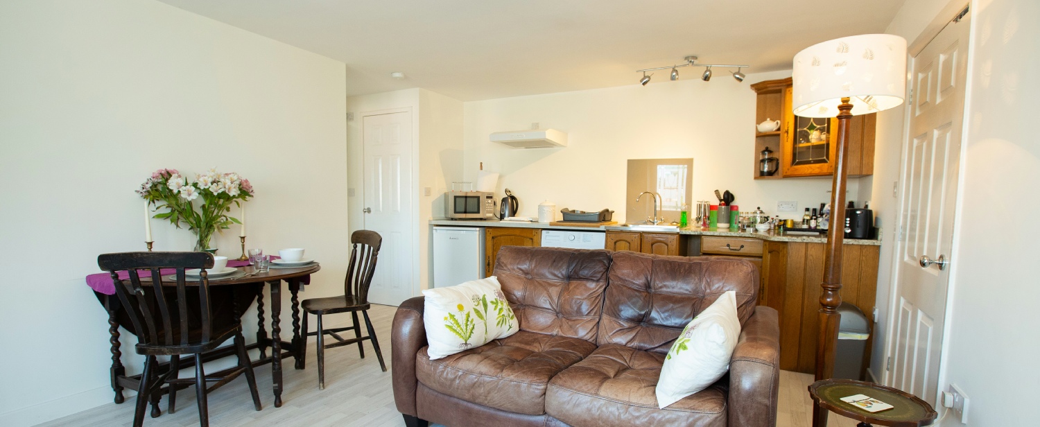  Jeannie Cottage - available for holidays and B&B