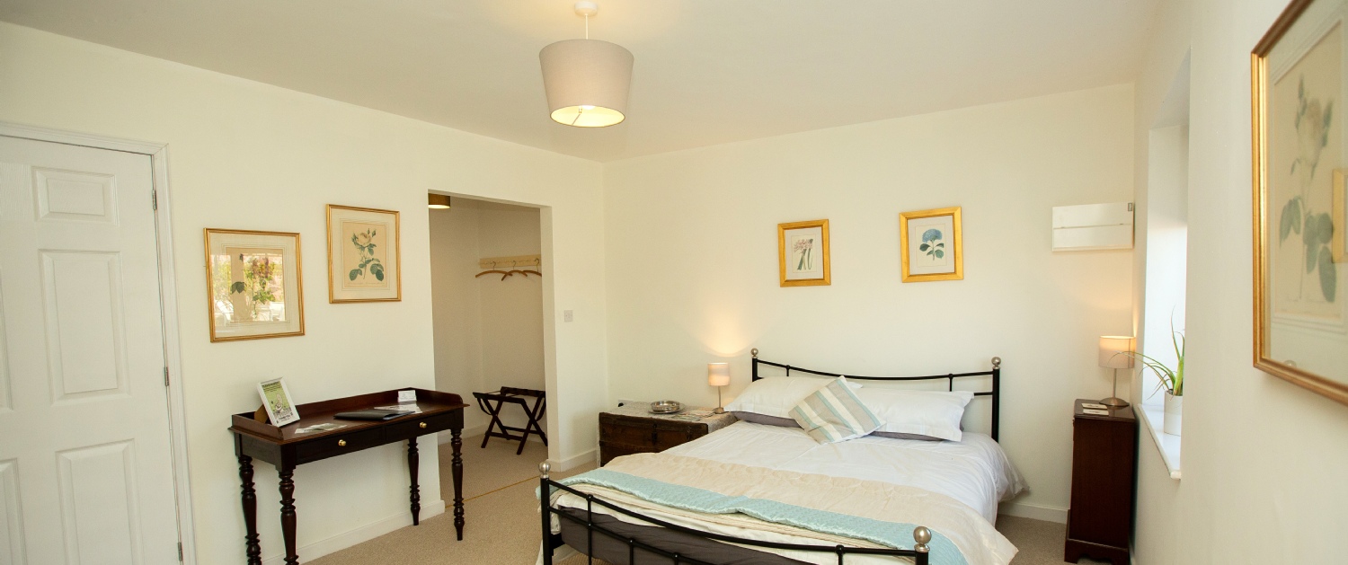 Sidings Cottage - available for holidays and B&B